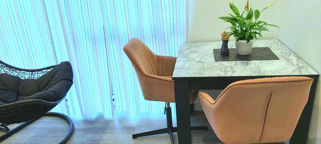 Great Studio Apartments - Netflix, Wifi, Digital Tv Sheffield Ngoại thất bức ảnh