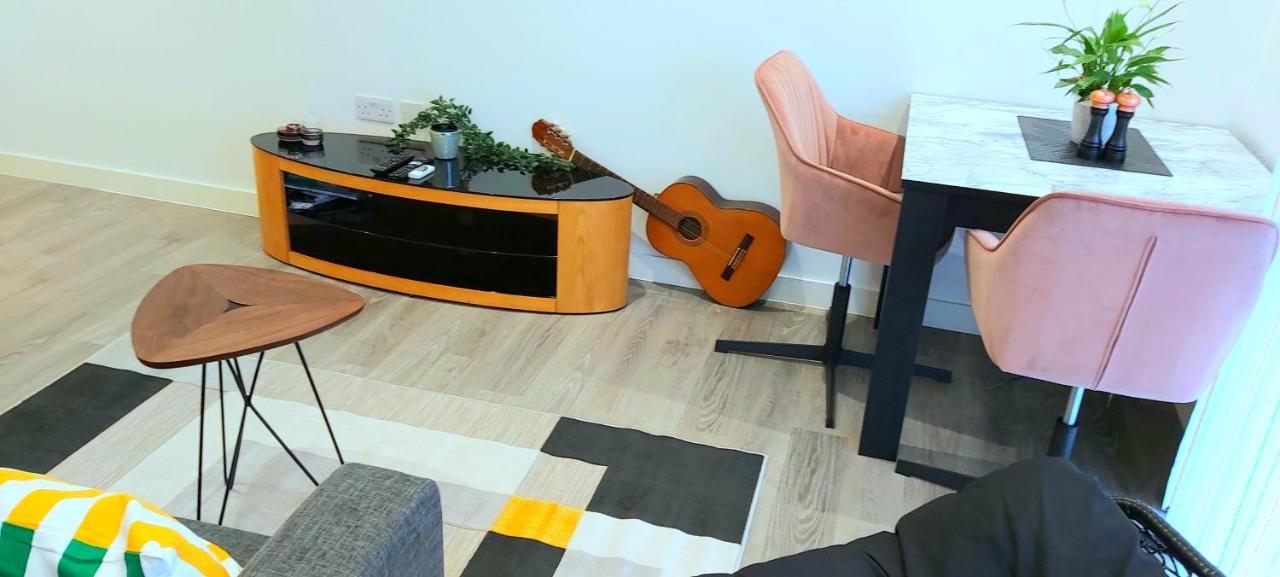 Great Studio Apartments - Netflix, Wifi, Digital Tv Sheffield Ngoại thất bức ảnh
